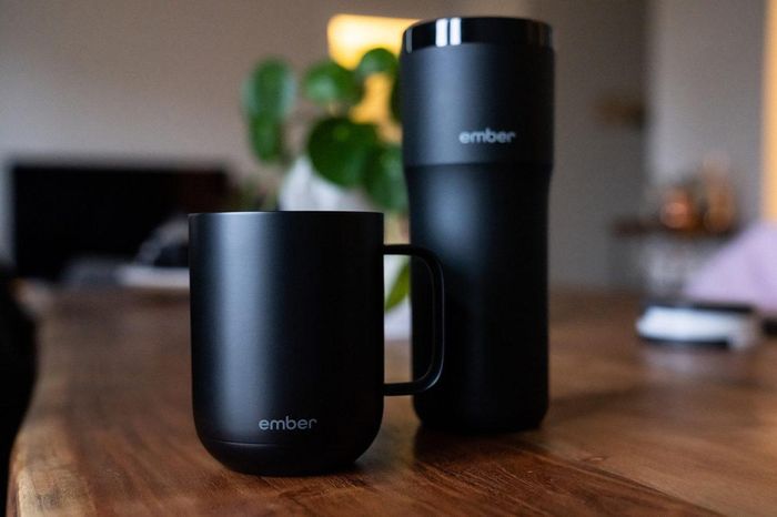 Cốc làm nóng nước Ember