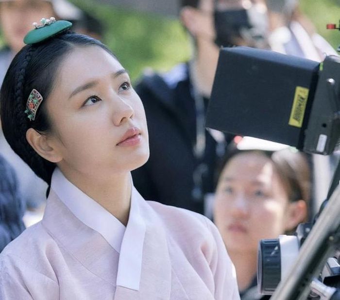Bộ phim lấy bối cảnh cuộc xâm lược Joseon của nhà Thanh và khắc họa câu chuyện đầy cảm hứng về những người tìm thấy hy vọng và sự tích cực ngay cả trong những thời điểm thử thách nhất