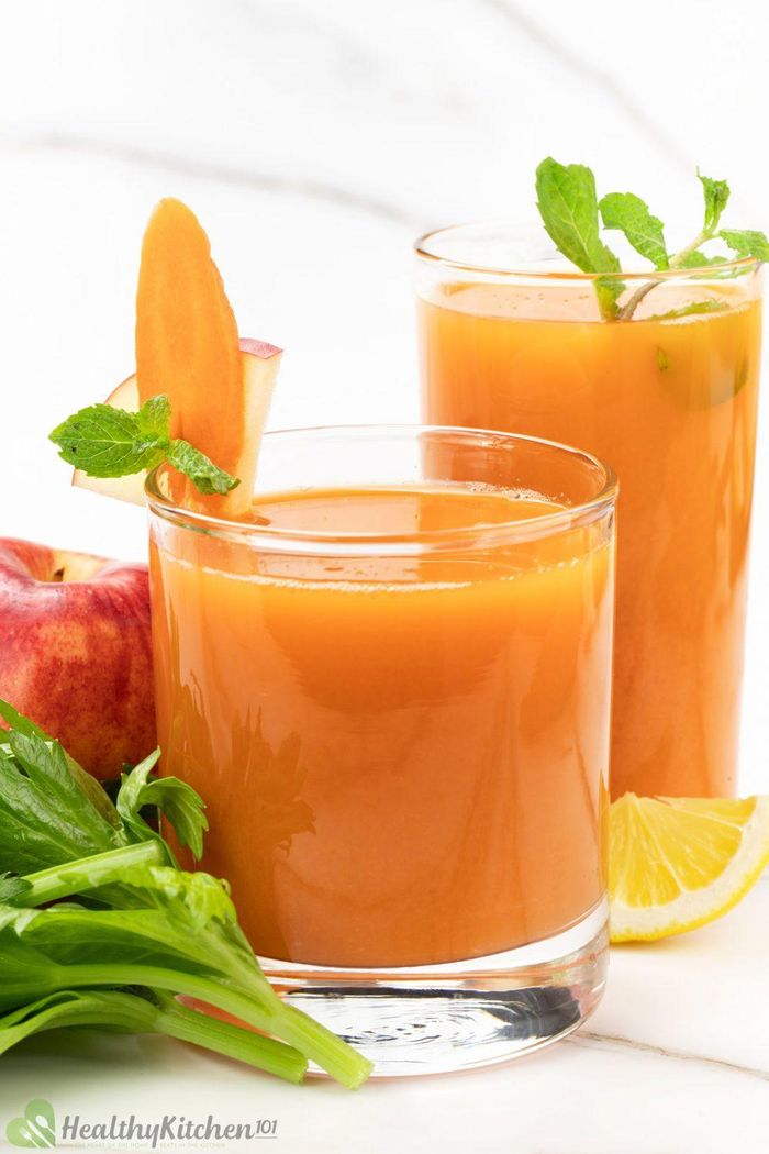 Nước ép cần tây và cà rốt cung cấp các chất dinh dưỡng, giúp bảo vệ mắt và tăng cường trao đổi chất. Đồng thời thức uống này cũng hỗ trợ giảm cân.