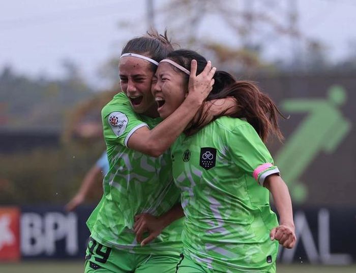 Cầu thủ của Lank FC đang giữ kỷ lục của giải thưởng Quả bóng vàng khi 5 lần sở hữu danh hiệu này. Ảnh: Page CTHN