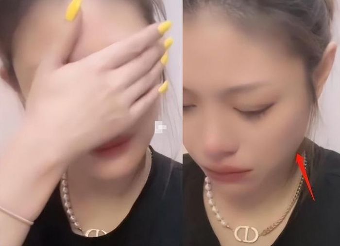Cát Hội Tiệp tổ chức một buổi phát sóng trực tiếp để giao lưu với cư dân mạng và tố Uông Phong nghiện cờ bạc