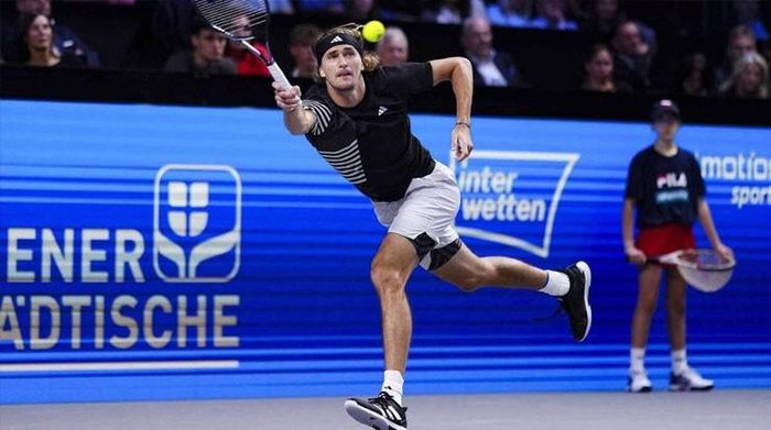 Zverev có khởi đầu thuận lợi