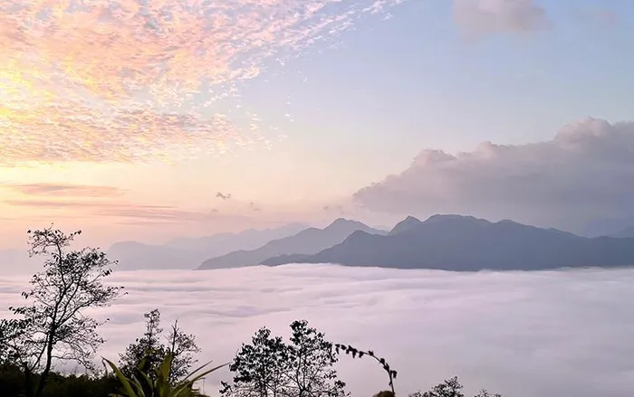 Biển mây ở Hầu Chư Ngài thuộc xã Hầu Thào.