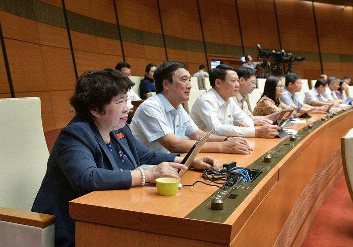 Các đại biểu tham dự phiên thảo luận ngày 30/10