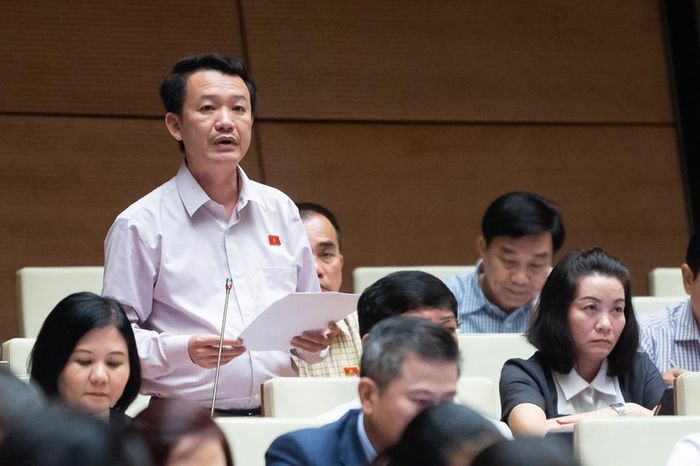 Đại biểu Trần Quang Minh (Đoàn đại biểu Quốc hội tỉnh Quảng Bình)
