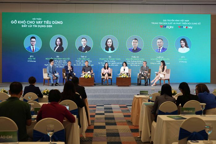 Các chuyên gia tham dự Hội thảo.