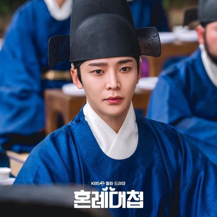 Tạo hình Shim Jung Woo (do Rowoon đóng)