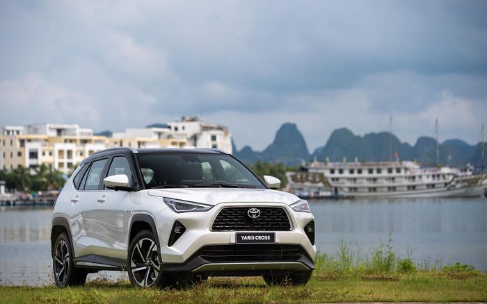Xe Toyota Yaris Cross