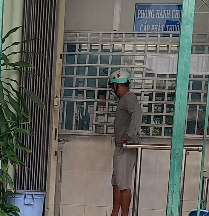 Người có 'H' nhận thuốc điều trị tại Trung tâm kiểm soát bệnh tật Khánh Hòa