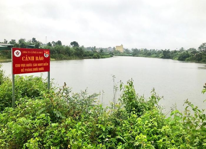 Hồ thủy lợi do Công ty Cà phê Ia Sao 2 (huyện Ia Grai) quản lý nằm trên phần diện tích đất đã được trả về địa phương. Ảnh: L.N