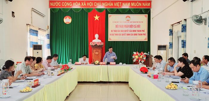 Toàn cảnh hội nghị.