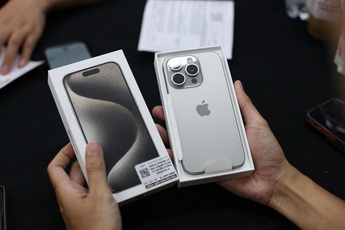 Apple báo cáo doanh thu Quý IV năm tài chính 2023.