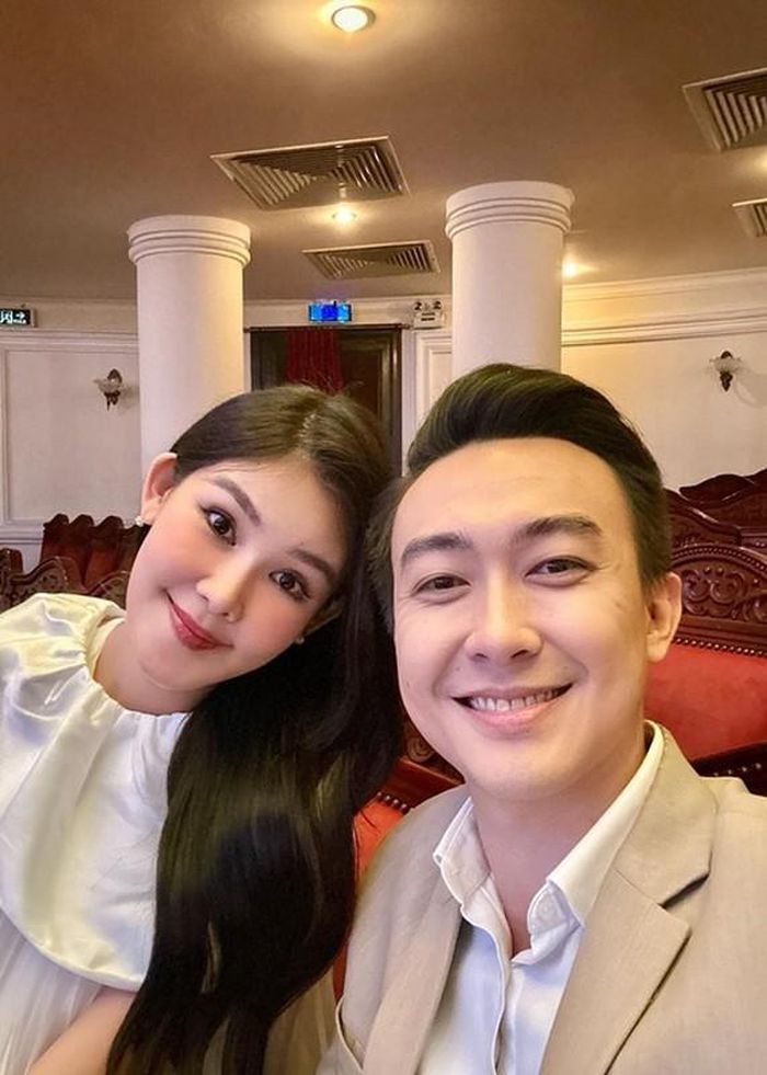 Gương mặt của Ngân Anh có phần mũm mĩm.