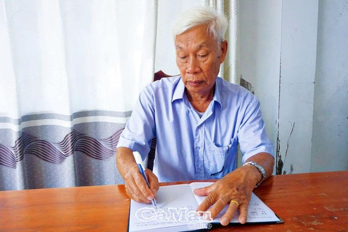 Ông Hồ Văn Tiến, Chủ tịch Hội Tù chính trị yêu nước xã Phú Hưng, từng tham gia lực lượng TNXP thời kháng chiến.