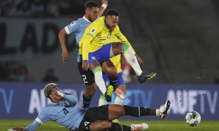 Neymar sẽ phải nghỉ thi đấu tới hết mùa giải này tại giải vô địch quốc gia Ả Rập Xê-út.