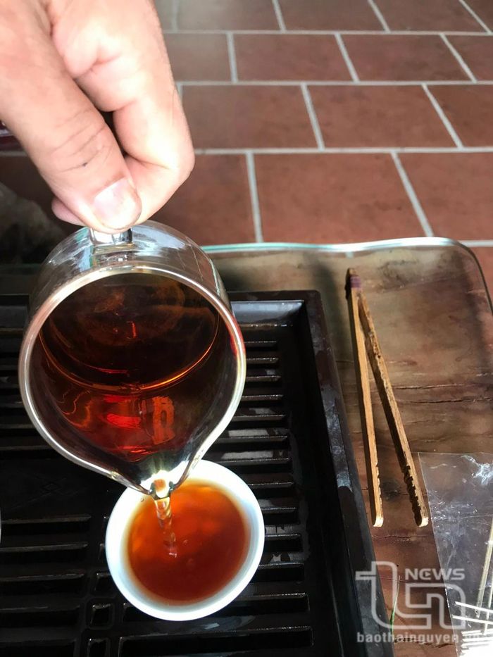 Sản phẩm hồng trà của xưởng trà Lễ Mỵ, xã Tân Cương, TP. Thái Nguyên.