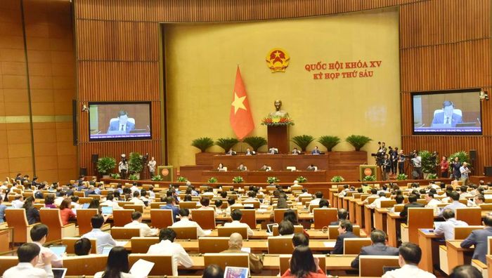Quang cảnh phiên chất vấn và trả lời chất vấn