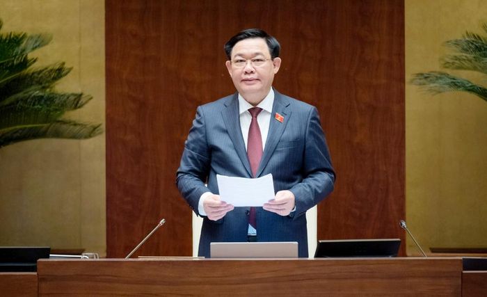 Chủ tịch Quốc hội Vương Đình Huệ phát biểu tại phiên chất vấn và trả lời chất vấn