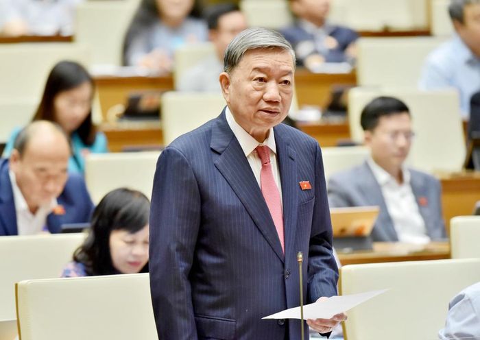 Bộ trưởng Bộ Công an Tô Lâm trả lời chất vấn