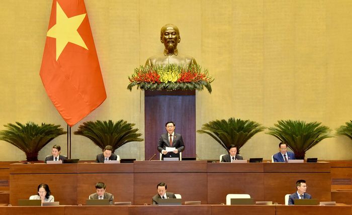 Chủ tịch Quốc hội Vương Đình Huệ điều hành phiên chất vấn và trả lời chất vấn