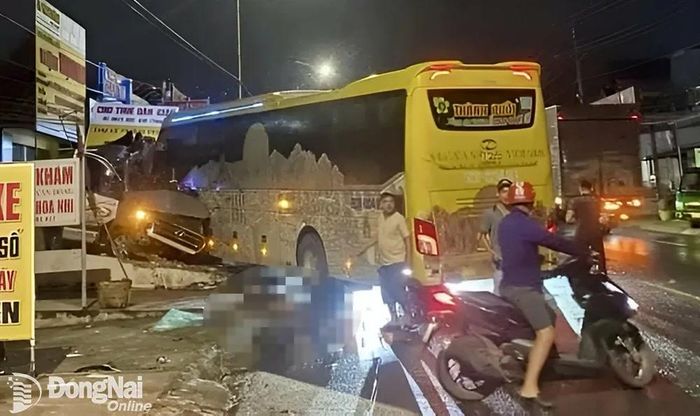 Hiện trường nơi xảy ra vụ tai nạn giao thông nghiêm trọng làm 5 người tử vong trên quốc lộ 20