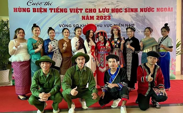 15 lưu học sinh Lào, Campuchia đang học tập tại Trường đại học Đồng Nai tham gia Cuộc thi hùng biện Tiếng Việt