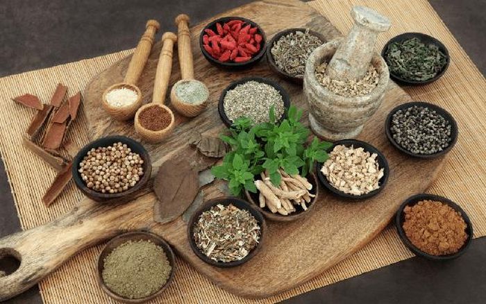 Các loại thảo mộc gia vị tác dụng giảm cholesterol.