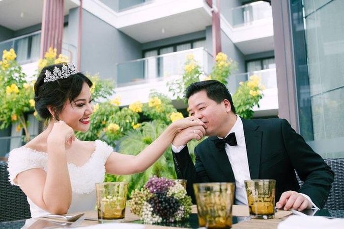  Vợ chồng Đăng Dương. 