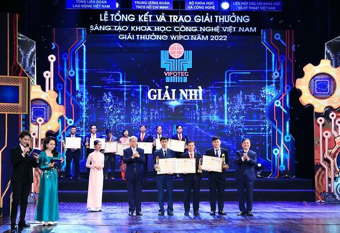 EVN được vinh danh với 2 giải Nhì Sáng tạo khoa học và công nghệ Việt Nam - Giải thưởng Wipo năm 2022. Ảnh: Quốc Khánh/BNEWS/TTXVN