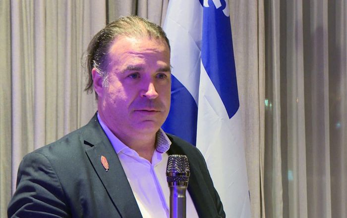 Vụ trưởng khu vực Quebec và Nunavut Ghislain Robichaud của Bộ các vấn đề toàn cầu Canada phát biểu tại buổi lễ.