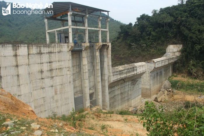  Thủy điện Suối Choang chậm tiến độ suốt nhiều năm qua. Ảnh: Tiến Hùng 