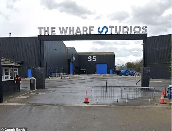 Phần lớn chương trình thi đấu thực tế được quay tại Wharf Studios ở Barking, phía đông London