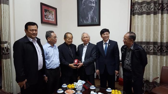 Nhà báo Bandhit trong một lần đến thăm Hội Nhà báo Việt Nam.