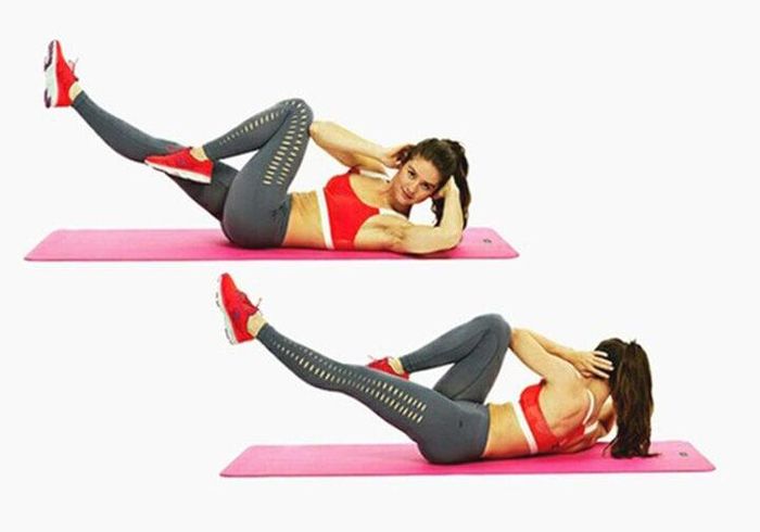  Đây cũng là một động tác tập bụng được nhiều người ưa thích. 