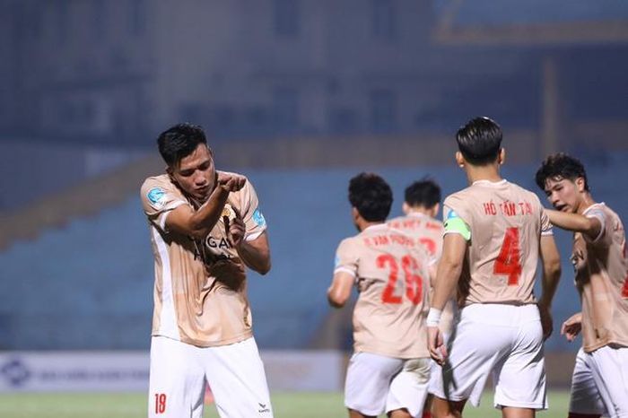 Từ V-League 2018, Ngọc Thắng mới có bàn thắng trở lại cho một CLB chơi bóng tại V-League. Ảnh: Hoàng Linh
