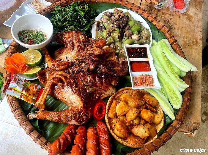  Ẩm thực đa dạng phong phú 