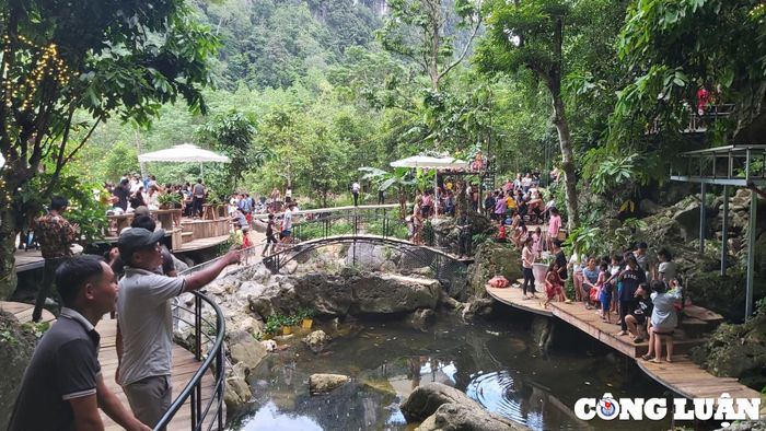  Việc phát triển du lịch cộng đồng tại khu Bến Thân đem đến nhiều tiềm năng, cơ hội để phát triển kinh tế tại địa phương. 