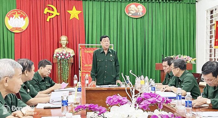 Đại tá Huỳnh Công Phúc phát biểu trong kiểm tra Hội Cựu chiến binh H.Long Thành