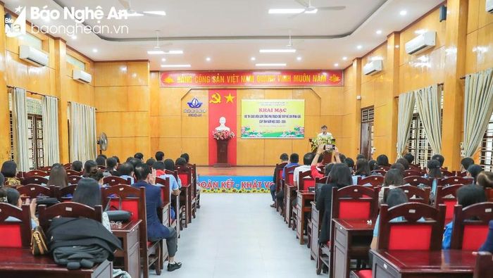  Toàn cảnh buổi lễ khai mạc. Ảnh: Đức Anh 