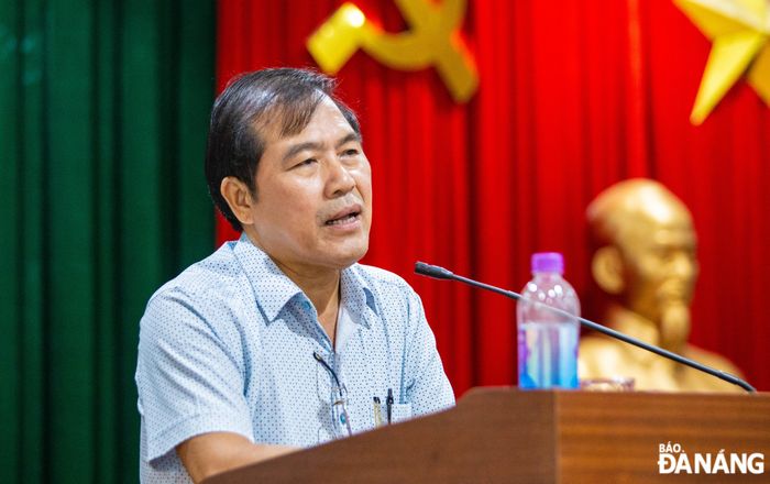 Tổng Biên tập Báo Đà Nẵng Nguyễn Đức Nam phát biểu tại hội nghị. Ảnh: BẢO LÂM