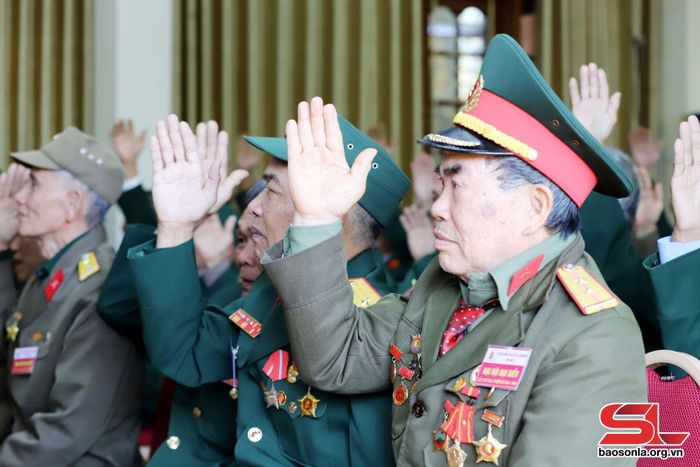 Các đại biểu biểu quyết bầu Ban Chấp hành Hội khóa II, nhiệm kỳ 2023-2028