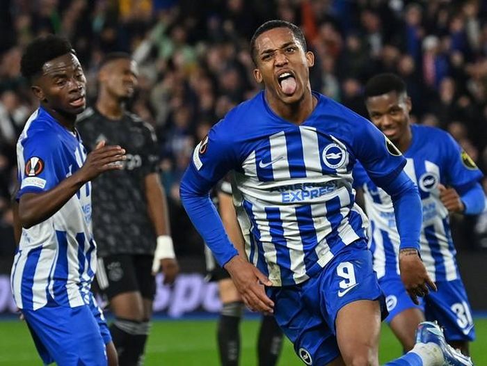 Brighton muốn được dang cánh bay trên bầu trời Europa League