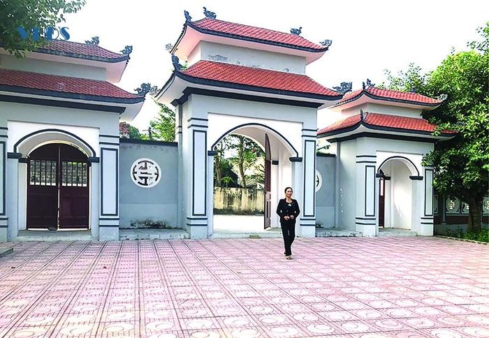 Đền thờ Thái úy Lý Thường Kiệt được tôn tạo khang trang là điểm đến tham quan, dâng hương của người dân và du khách khi về với đất và người Yên Trung.