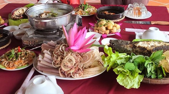 Sản vật cá đồng vùng ngọt hóa Cà Mau (Hoàng Nam)
