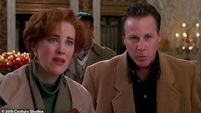 John Heard từng là diễn viên nổi tiếng trước vai bố Kevin trong phim "Ở nhà một mình"