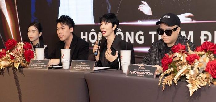 Xuân Lan tại buổi họp báo giải thưởng Người mẫu Việt Nam 2023