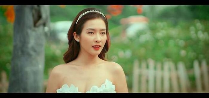 Khả Ngân trong "Gia đình mình vui bất thình lình"