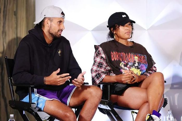 Kyrgios giúp Osaka tái xuất làng banh nỉ