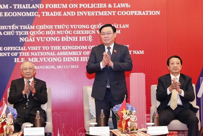 Chủ tịch Quốc hội Vương Đình Huệ nhấn mạnh đây là sự kiện quan trọng và rất có ý nghĩa, diễn ra đúng dịp kỷ niệm 10 năm thiết lập quan hệ Đối tác chiến lược Việt Nam-Thái Lan. (Ảnh: Doãn Tấn/TTXVN)