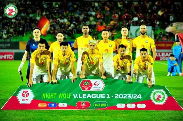 Văn Lâm cần phải nỗ lực nhiều hơn nữa để củng cố vị trí số 1 ở cả CLB lẫn đội tuyển quốc gia.Ảnh: MerryLand Quy Nhơn Bình Định